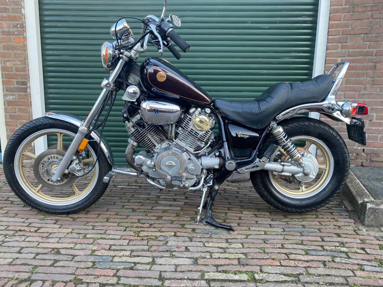 Yamaha XV 1000 Virago