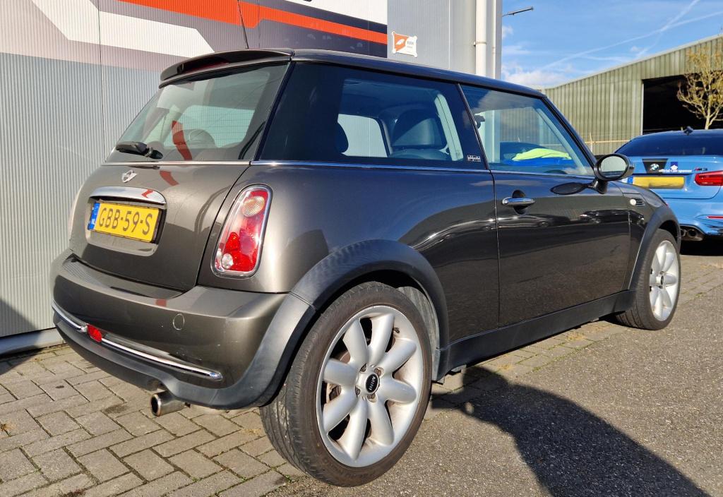 Mini One mini 1.6 seven