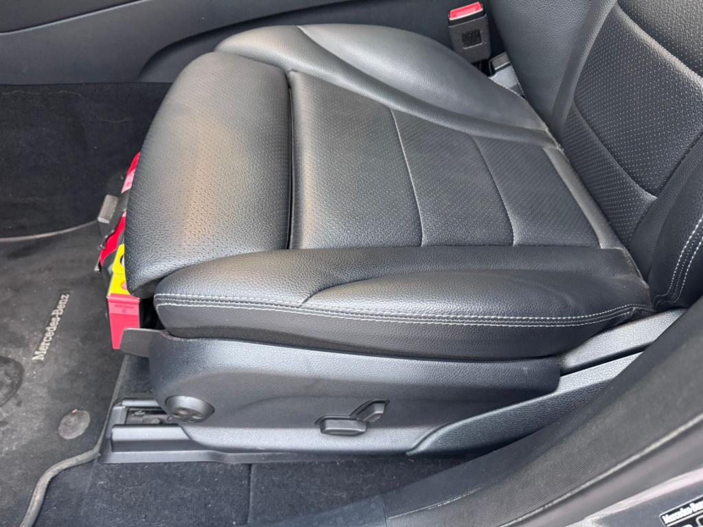 Mercedes-Benz Glc 300e 4matic business solution