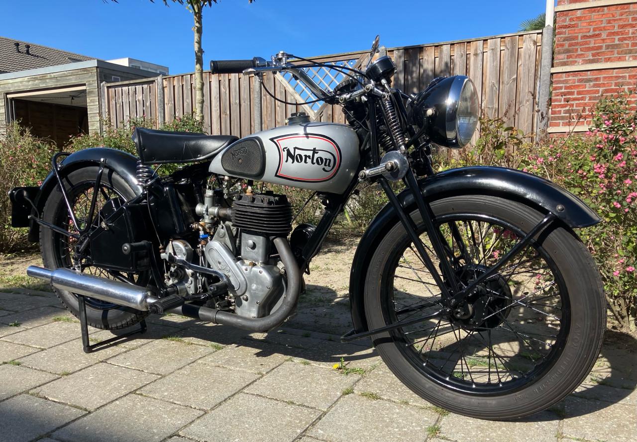 Norton 16H uit 1943