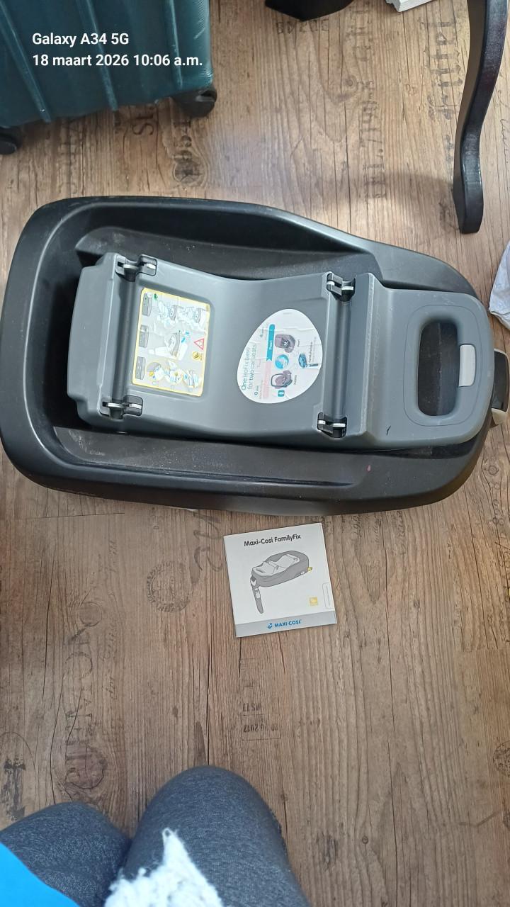 Maxi-cosi en autostoel en isofix base