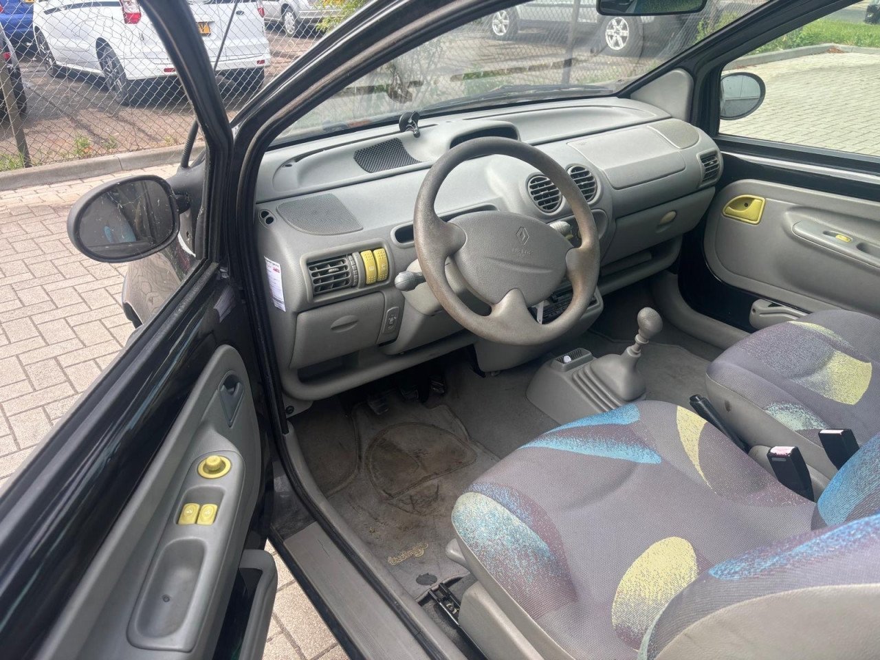 Renault Twingo 1.2 Comfort € 850 ,- apk:2026