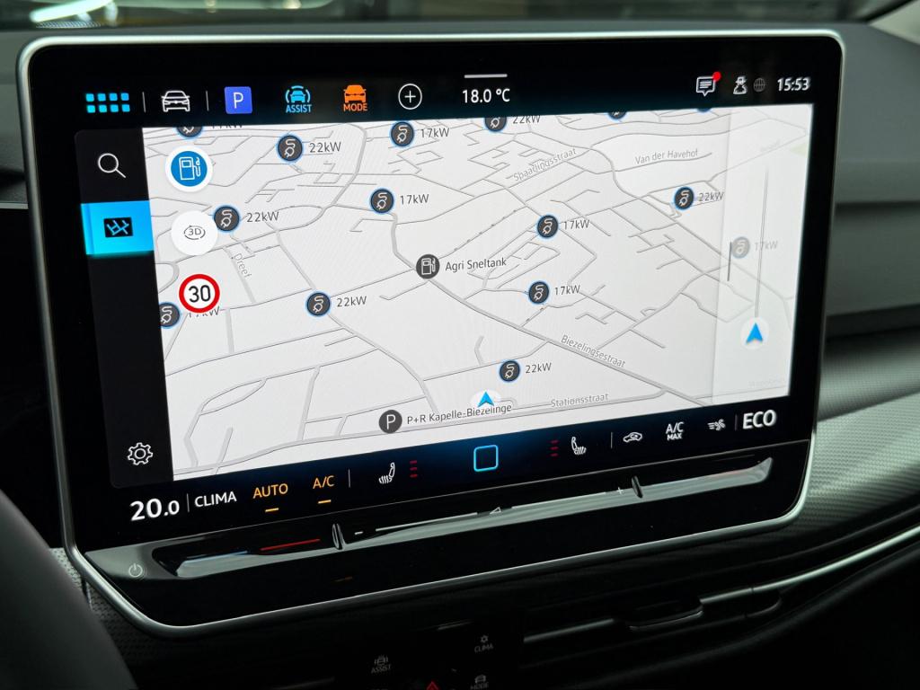 Volkswagen Golf 1.5 ehybrid style | trekhaak | camera | iq light | head up 