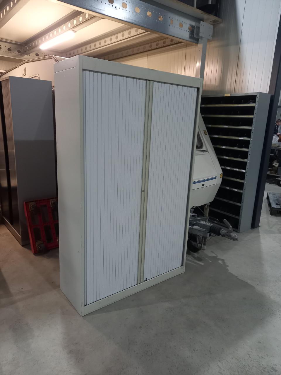 Roldeurkast archiefkast