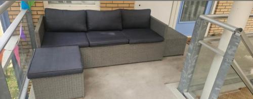 Tuinset wicker 4 personen met tafel en hocker