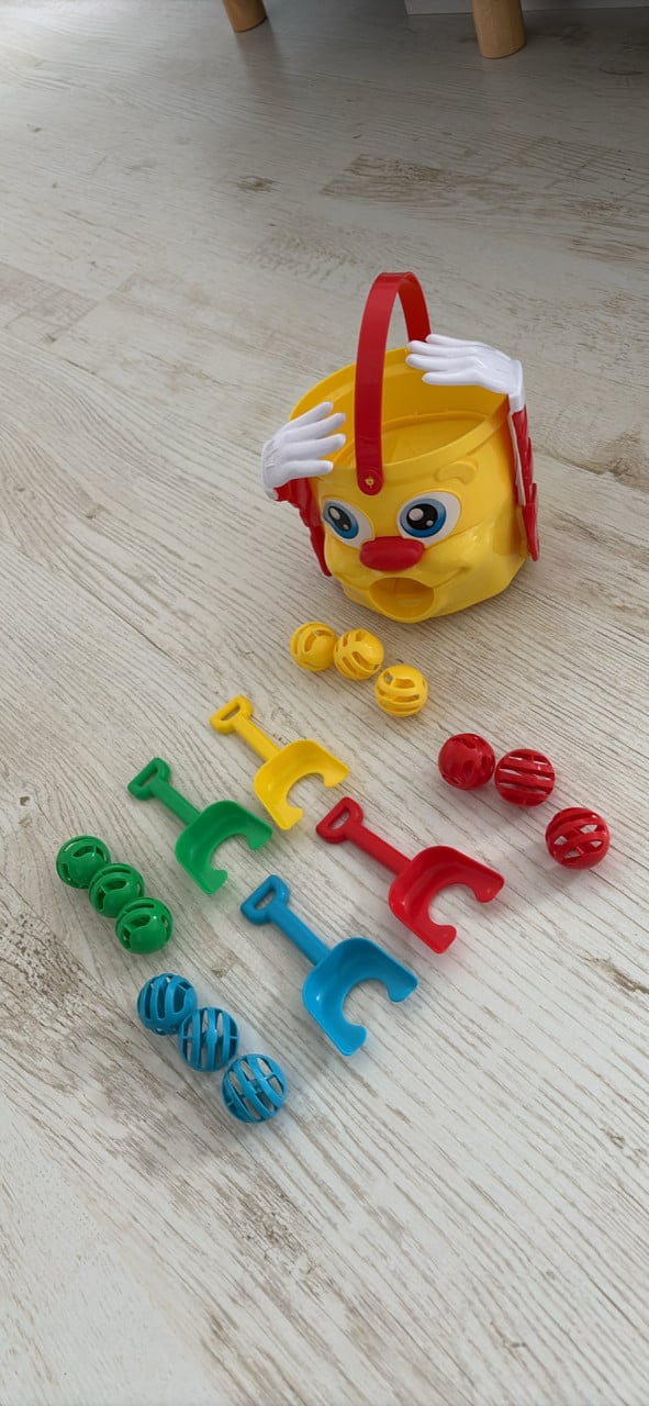 Mr. Bucket spel