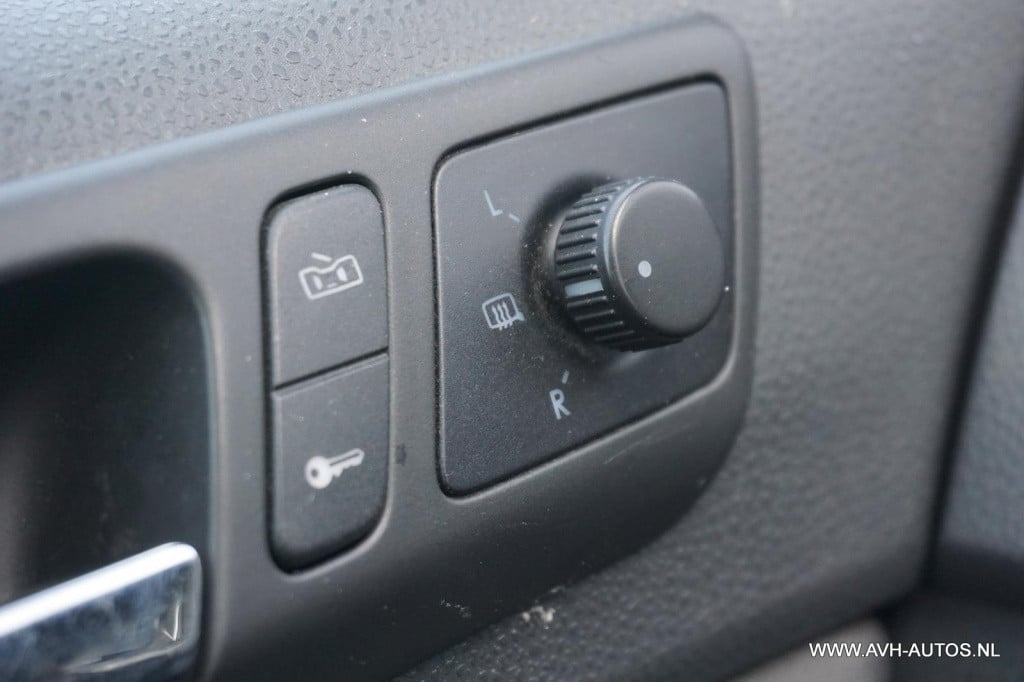 Volkswagen Polo 1.4-16v optive