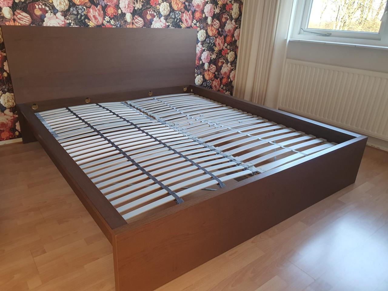 Malm bed (Ikea) 180x200 bruin hout
