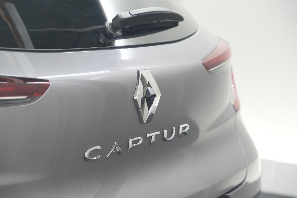 Renault Captur tce 90 techno | 360 camera | 9.3 inch grootscherm | apple ca