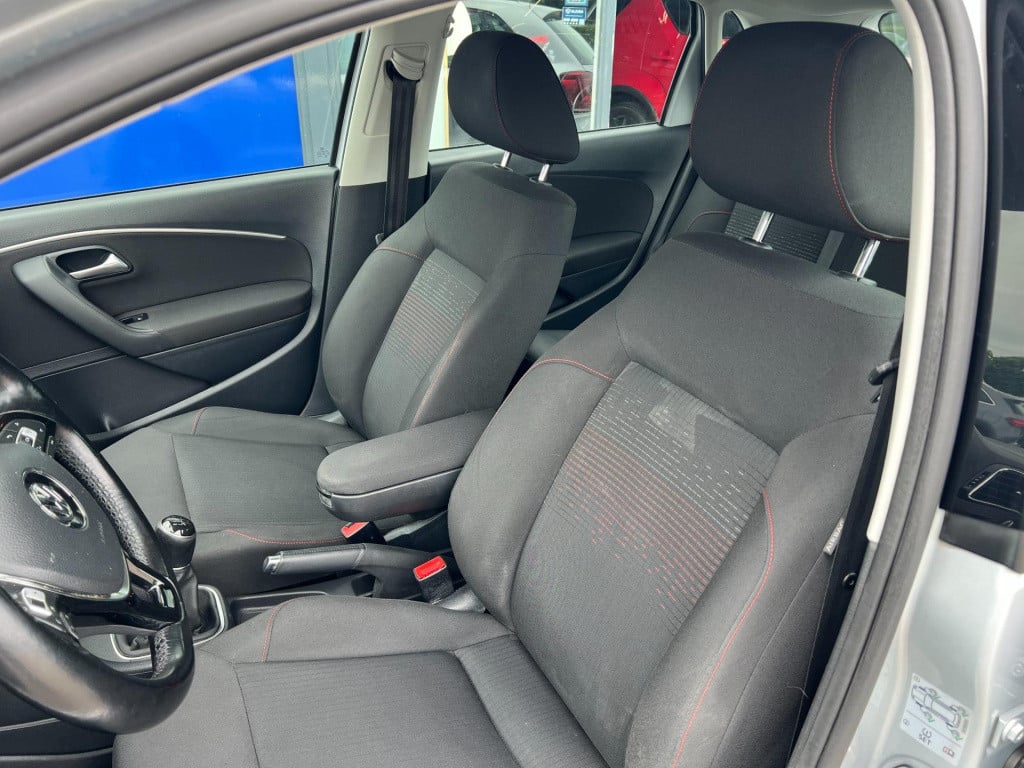 Volkswagen Polo 1.2 tsi comfortline business r, diverse opties...