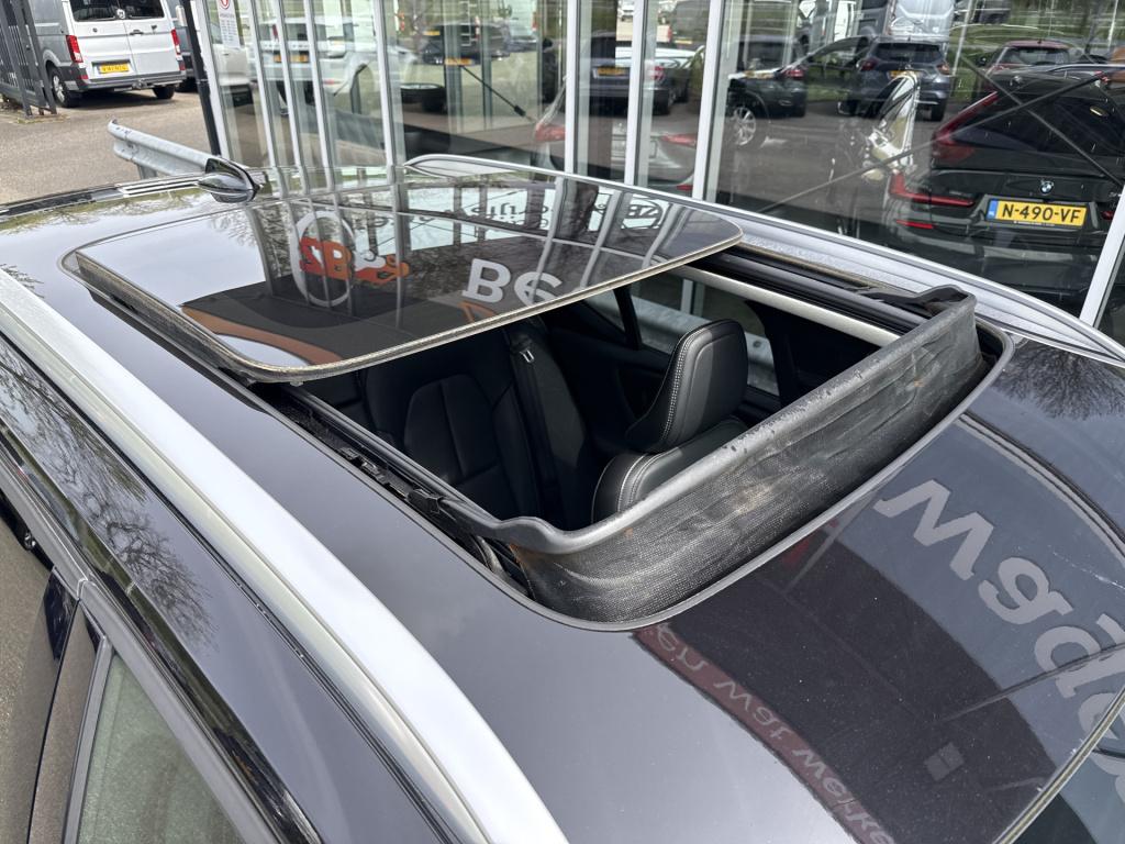 Volvo XC40 2.0 t5 awd intro edition | nl-auto | vol opties | pano | trekhaa