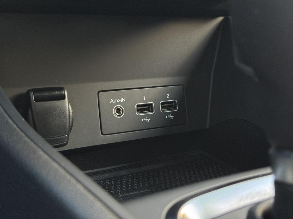 Renault Captur 1.3 tce 140 intens automaat, trekhaak!