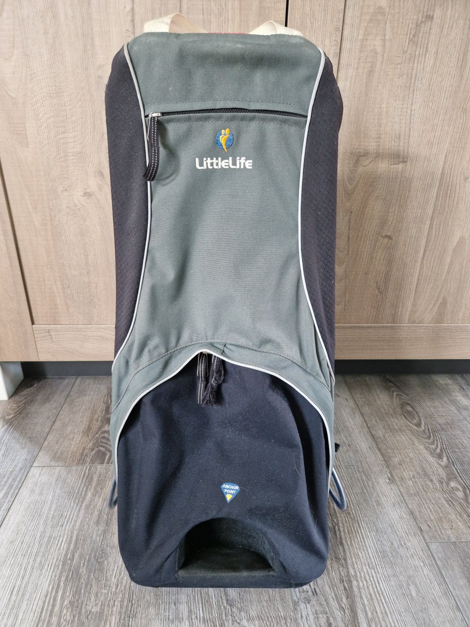Rugdrager little life cross country
