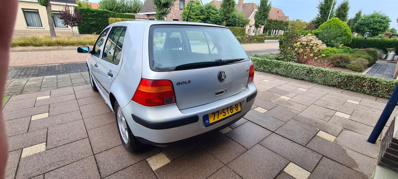 VW Golf - 1.6 automaat - 1999