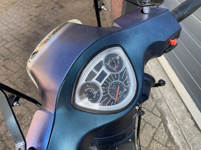 Schitterende btc riva cameleon kleur full option 4000km nu 999 euro