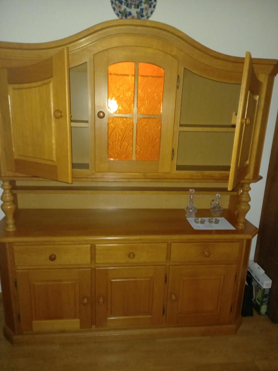 Kast te koop moet weg