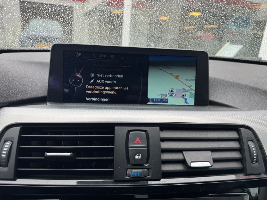 BMW 4 Serie cabrio 428i high executive