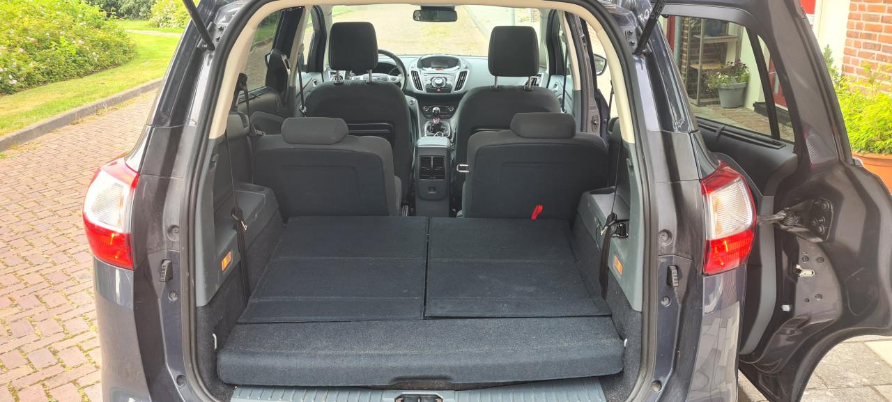 Ford Grand Cmax 7 persoons auto cruise trekhaak airco