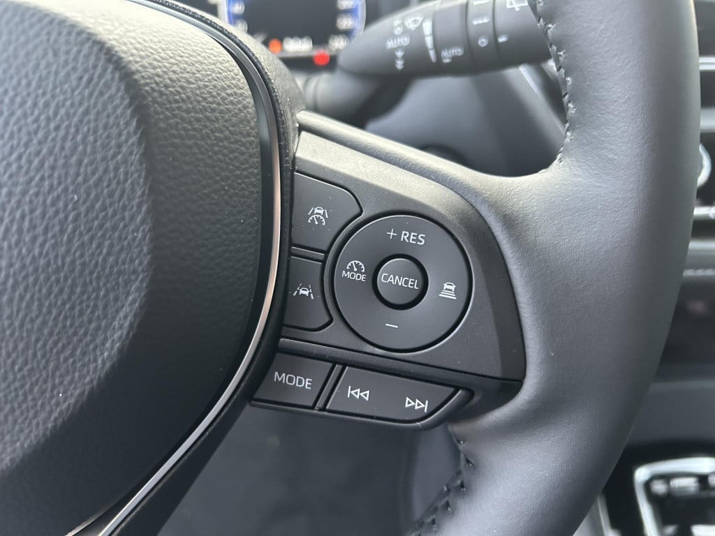 Suzuki Swace 1.8 hybrid style automaat nu met 3000,- korting!