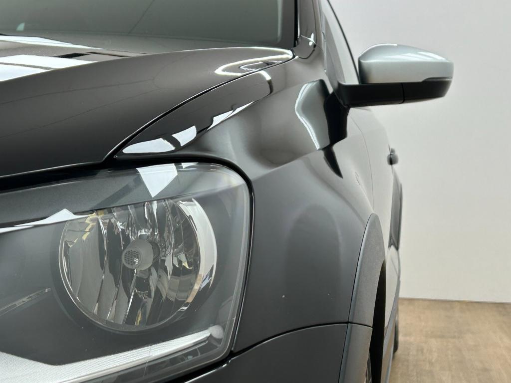 Volkswagen Polo occasion 1.2 tsi cross | zwart | tweedehands volkswagen pol