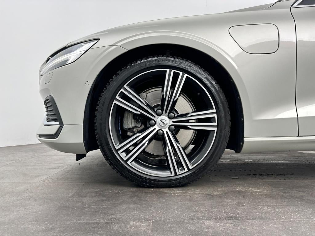 Volvo S60 t6 340pk recharge inscription| full options ! trekhaak