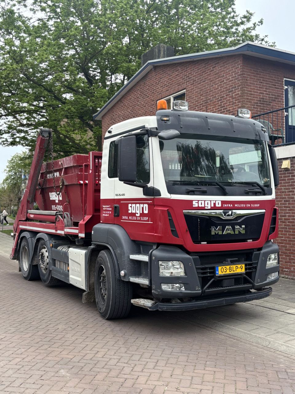 Afvalcontainer huren | Lentedeals!