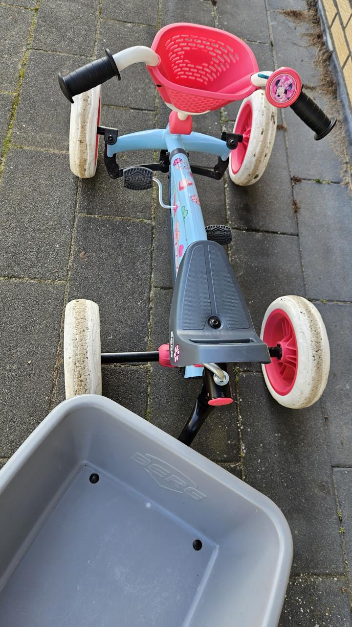 Skelter BERG Buzzy Bloom incl. aanhanger