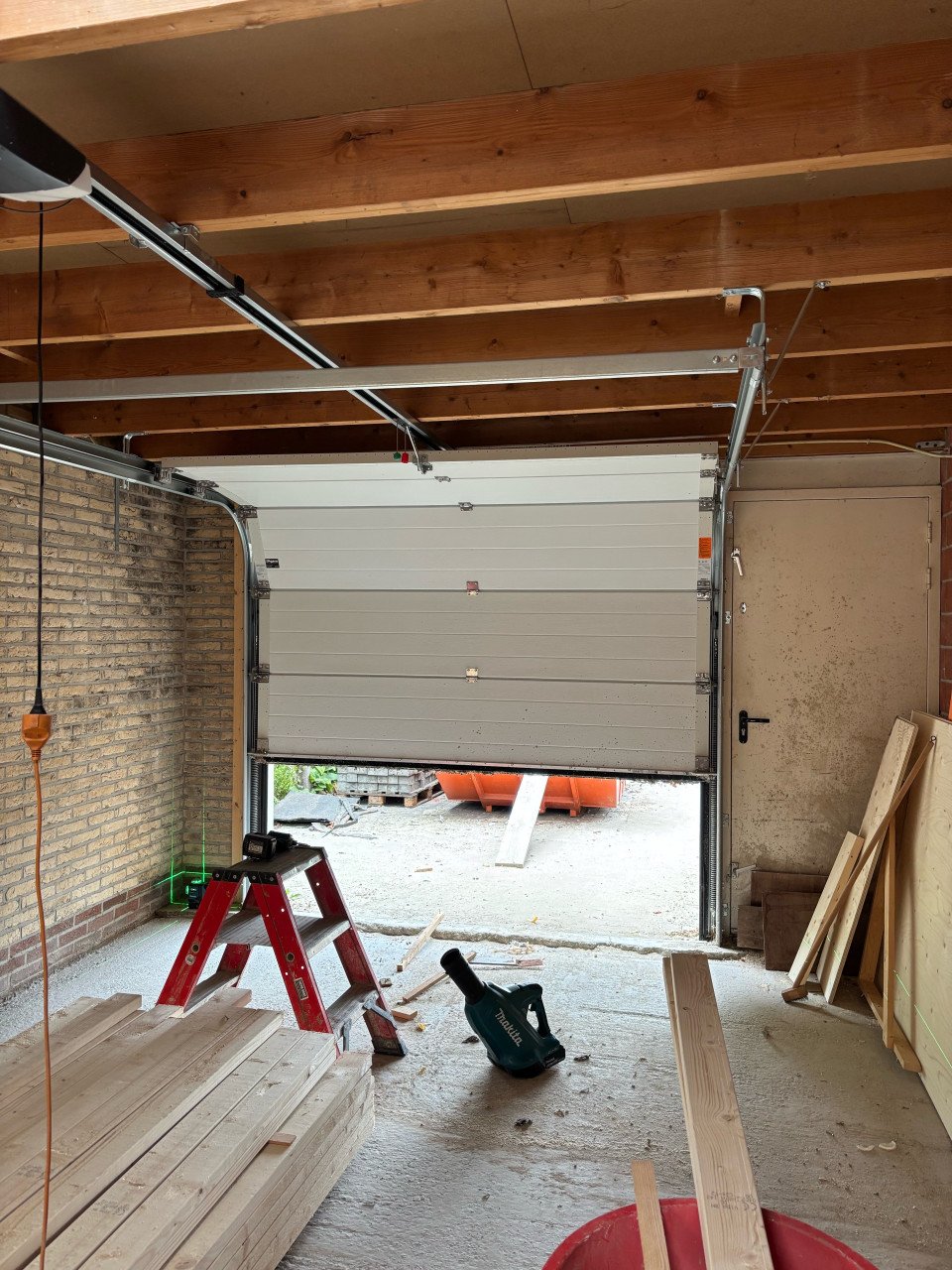 Elektrische garagedeur Agara