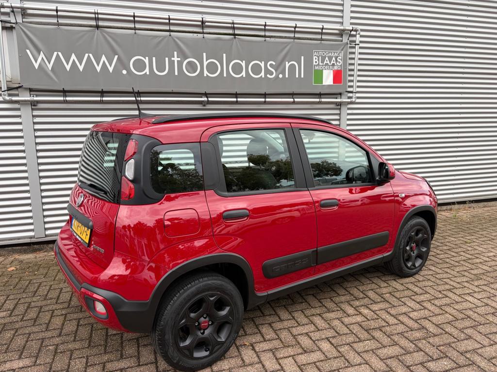 Fiat Panda 1.0 hybrid cross