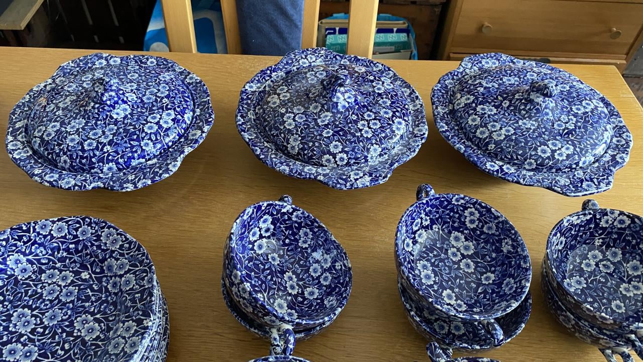 127 delig servies