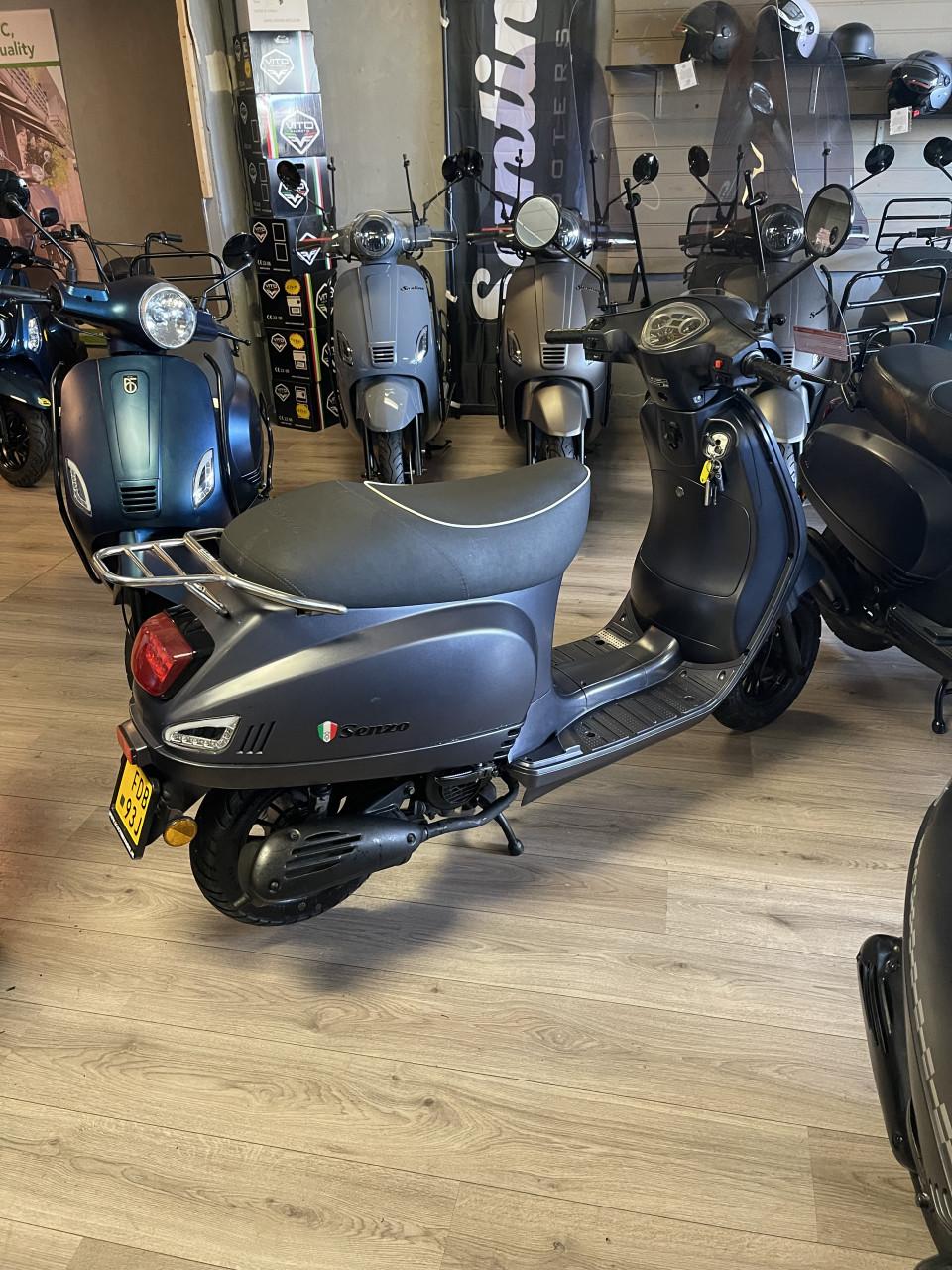 Scooterpromo Goes SENZO SCOOTER 45 KM