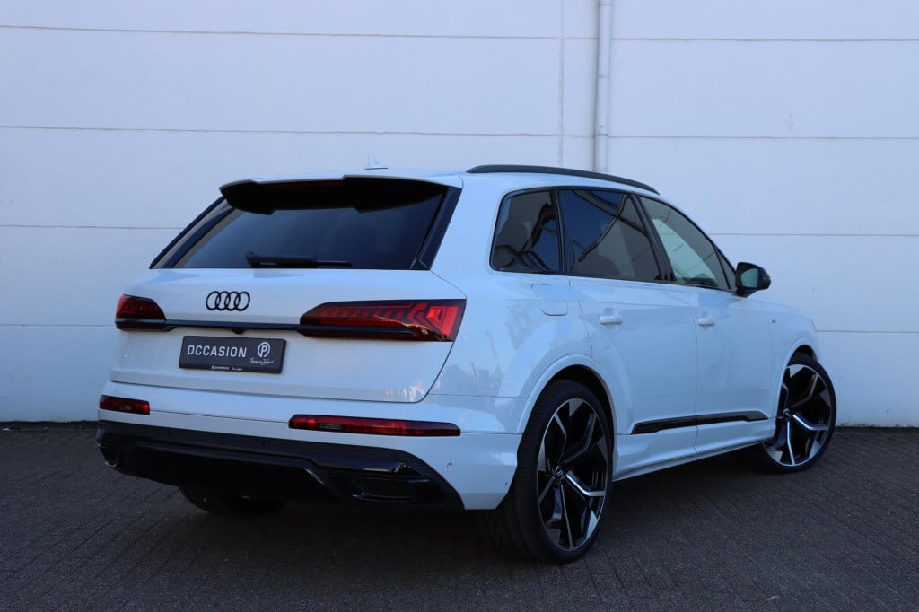 Audi Q7 60 tfsi e quattro pro line s competition 462pk tip