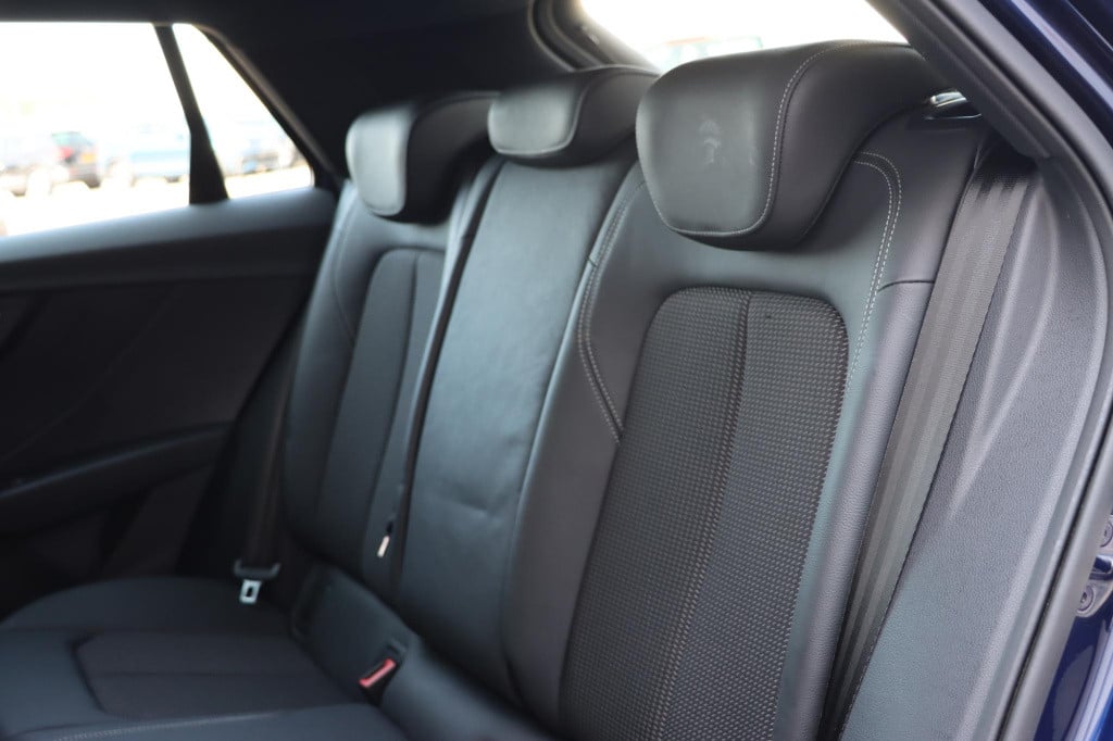 Audi Q2 35 tfsi s edition 150pk s-tronic