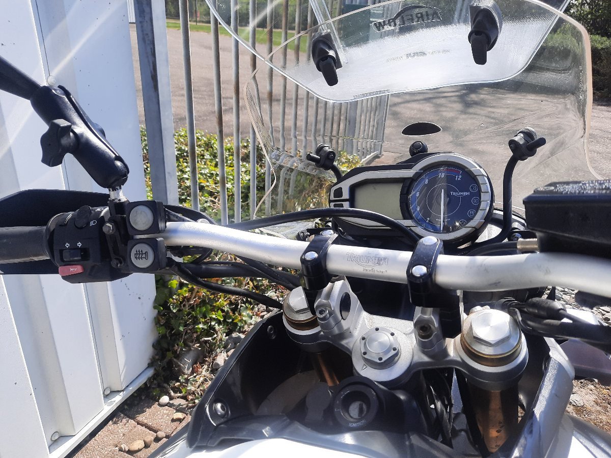 Triumph Tiger 800 abs uit 2012, full options!