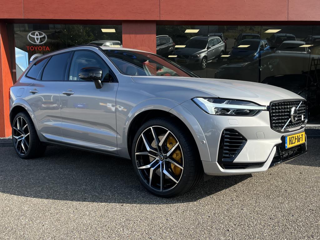 Volvo XC60 2.0 t8 plug-in hybrid awd polestar engineered | bowers&wilkins |