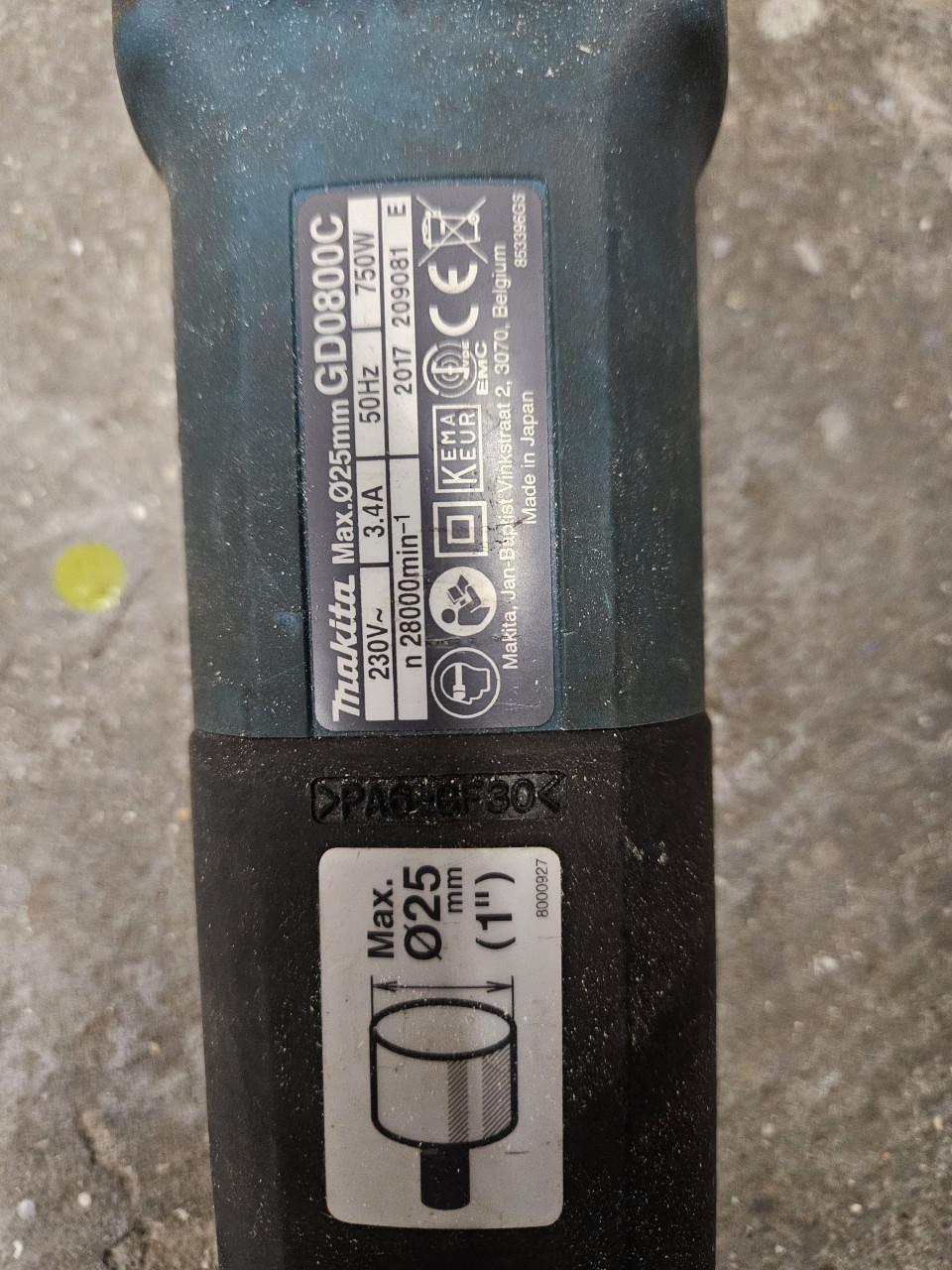 Te koop makita rechte slijper