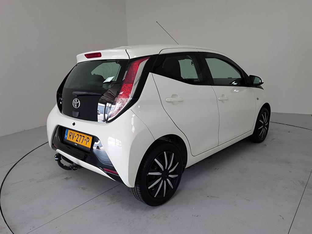 Toyota Aygo 1.0 vvt-i x-play|afneembare trekhaak|cruise control