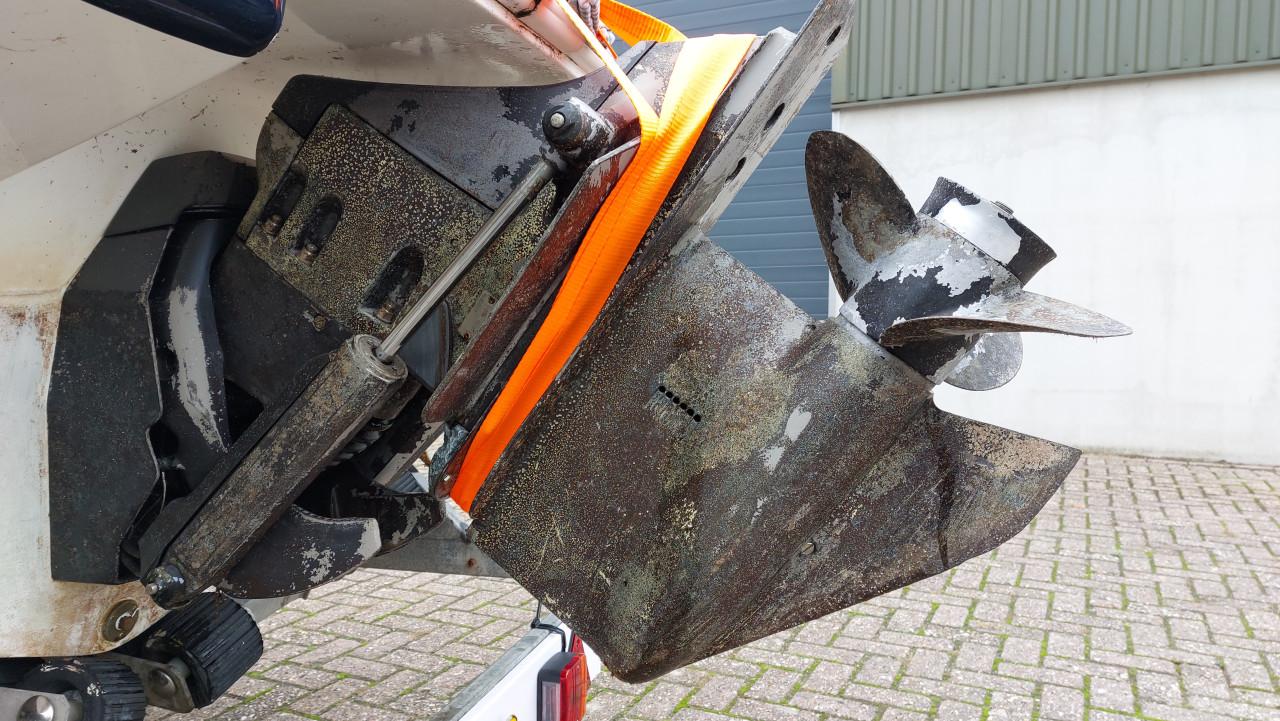 Wellcraft Excel 21 SL – Met  een kwalitatief goede dubbelassige trailer!