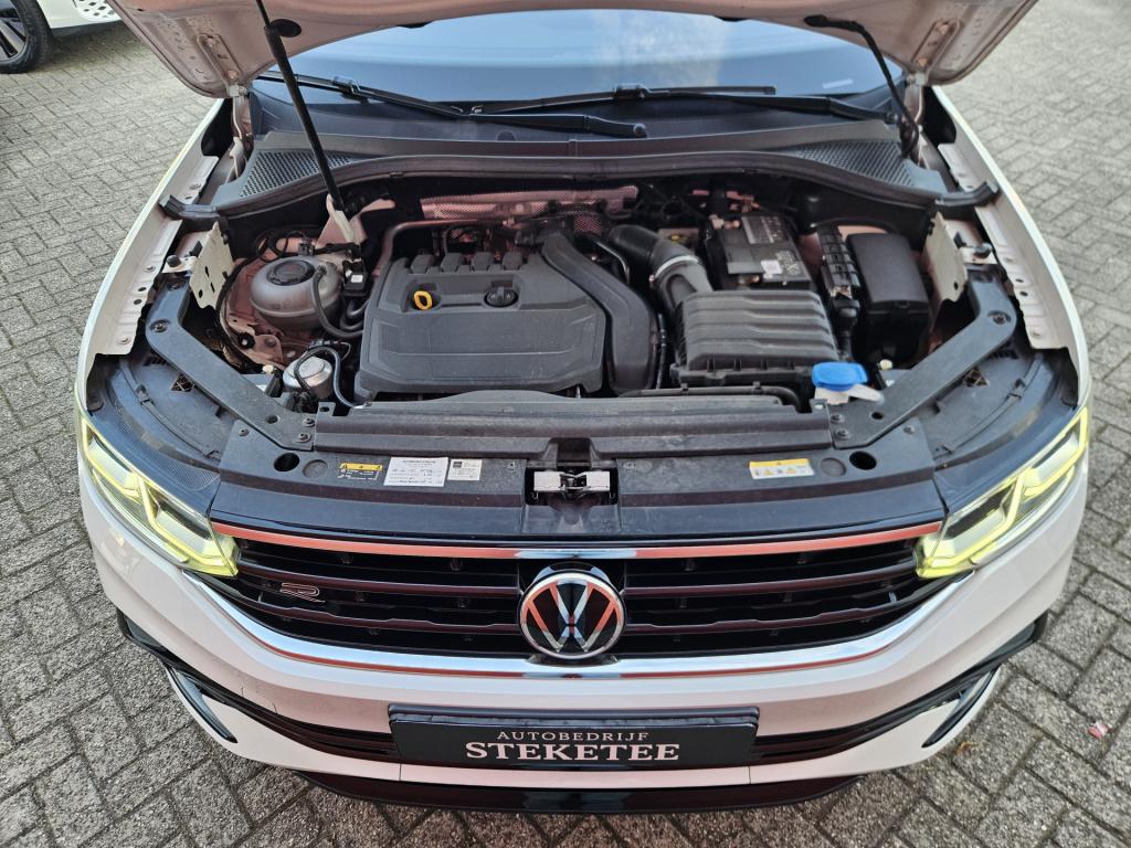 Volkswagen Tiguan 1.5 tsi r-line business+ | pano | elek. trekhaak rijklaar