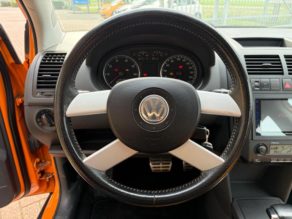 Volkswagen Polo 1.6-16v cross | automaat