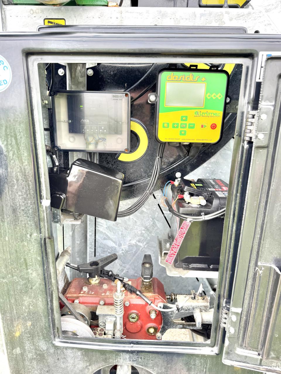 In nieuwstaat gegalvaniseerd haspel met sproeiboom + landini pomp 300/90