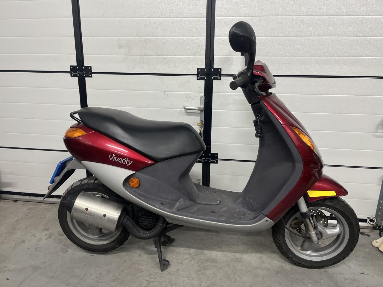 Peugeot Vivacity brom scooter
