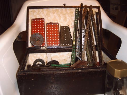 Stalen bouwmateriaal van Mecano