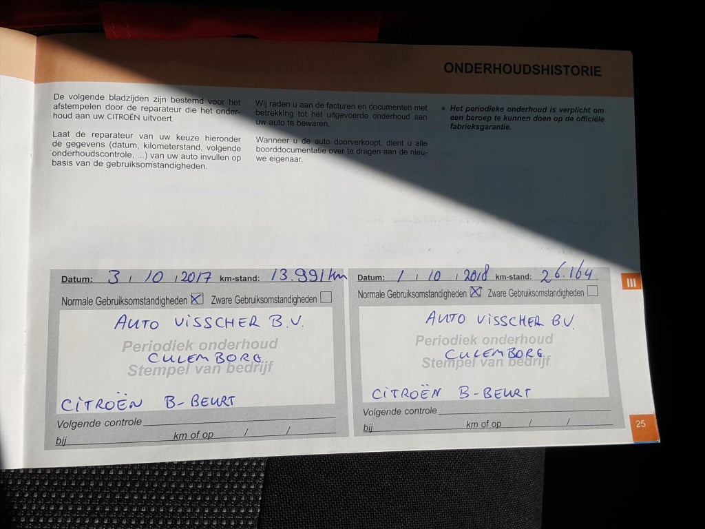Citroen C4 Cactus vti 82pk airdream shine etg5 automaat navigatie | trekhaa