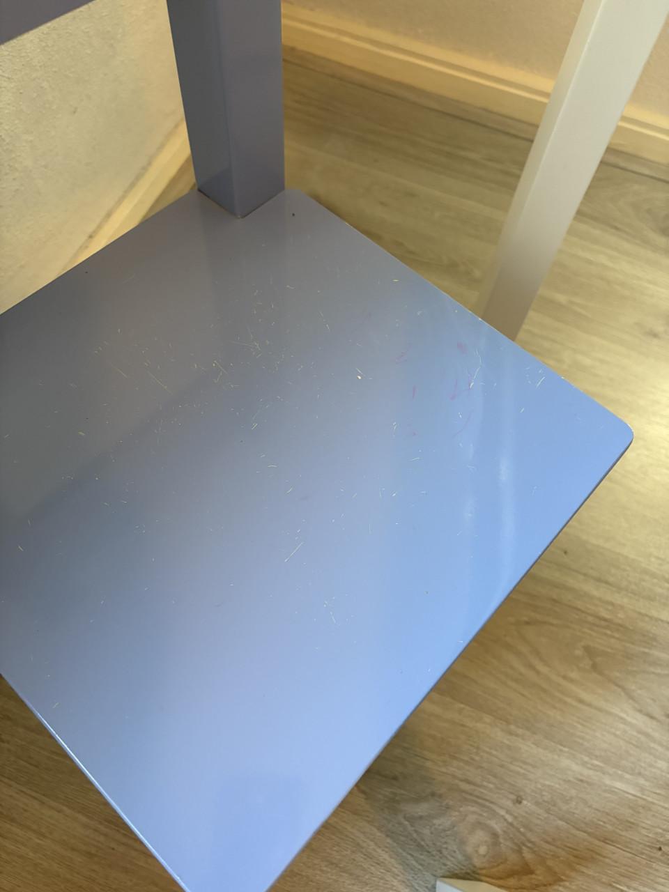 Bopita kinderbed met onderlades en tafel met stoelen in roze en paars