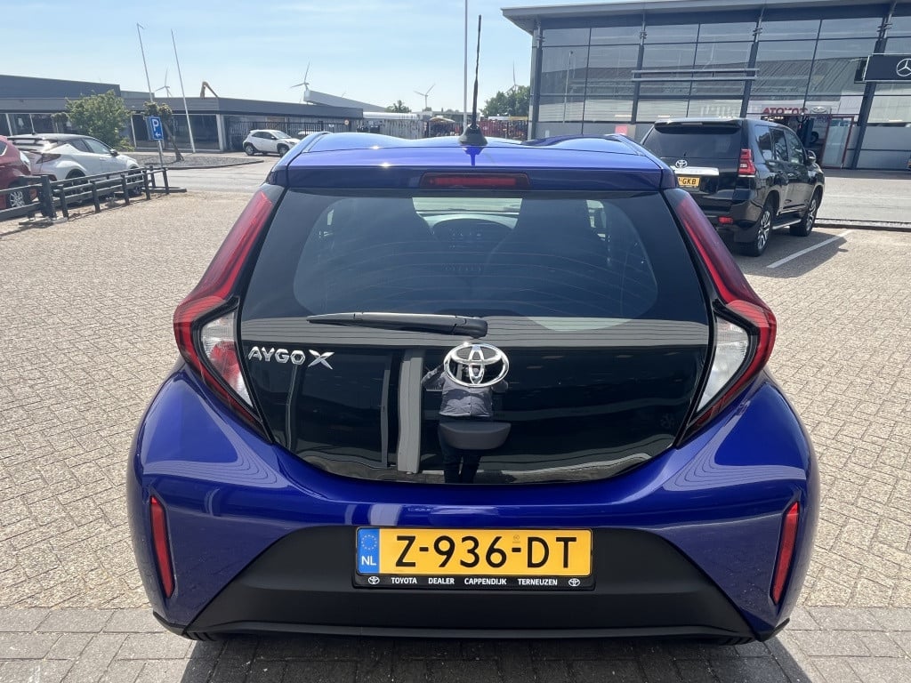 Toyota Aygo x | demo | 1.0 vvt-i s-cvt play | airco | apple carplay |