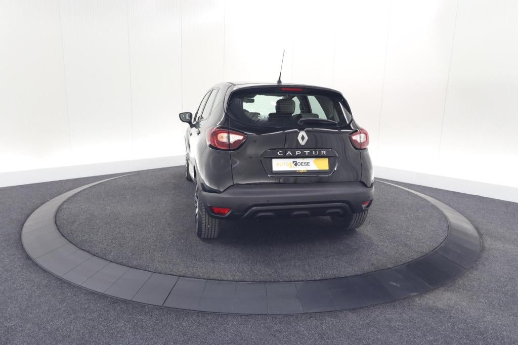 Renault Captur tce 90 limited | parkeersensoren | navigatie | airco