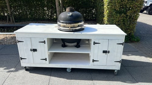 Buitenkeuken inclusief Kamado!