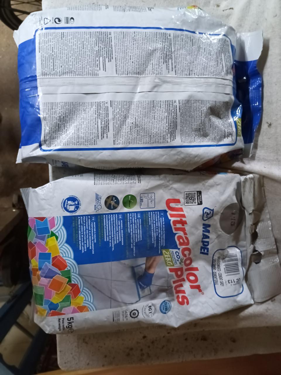 Voegmortel grijs twee zakken à 5 kg - waterafstotend - schimmelwerend