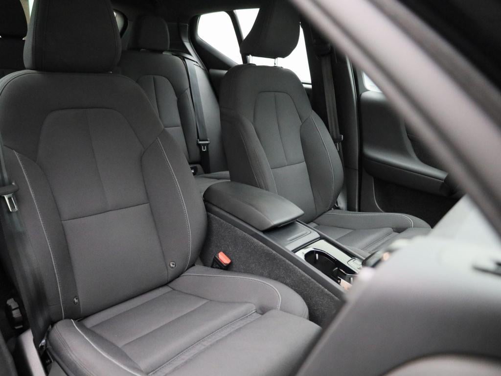 Volvo XC40 recharge core | automaat | apple carplay / android auto | virtua